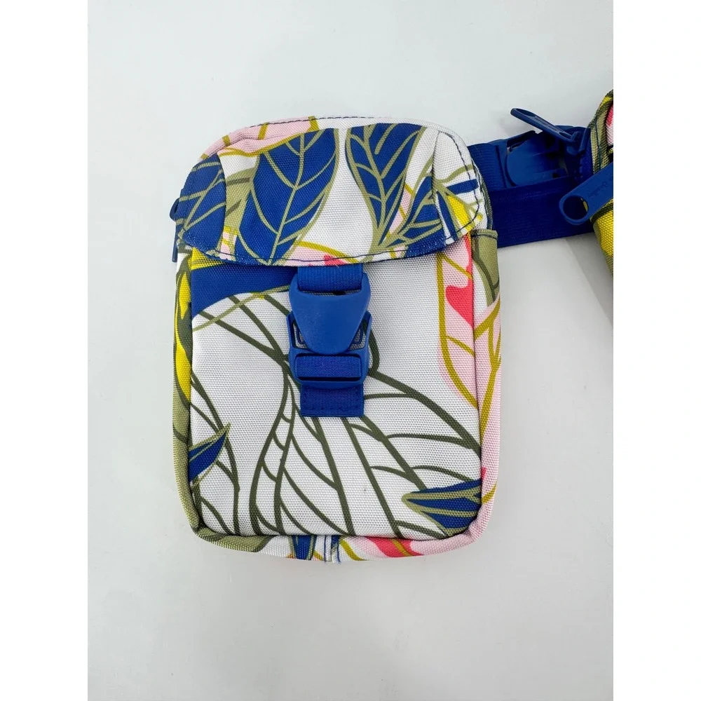 Vera Bradley Belt Bag Women One‎ Size Blue Rain Forest Leaves ReActive Sling